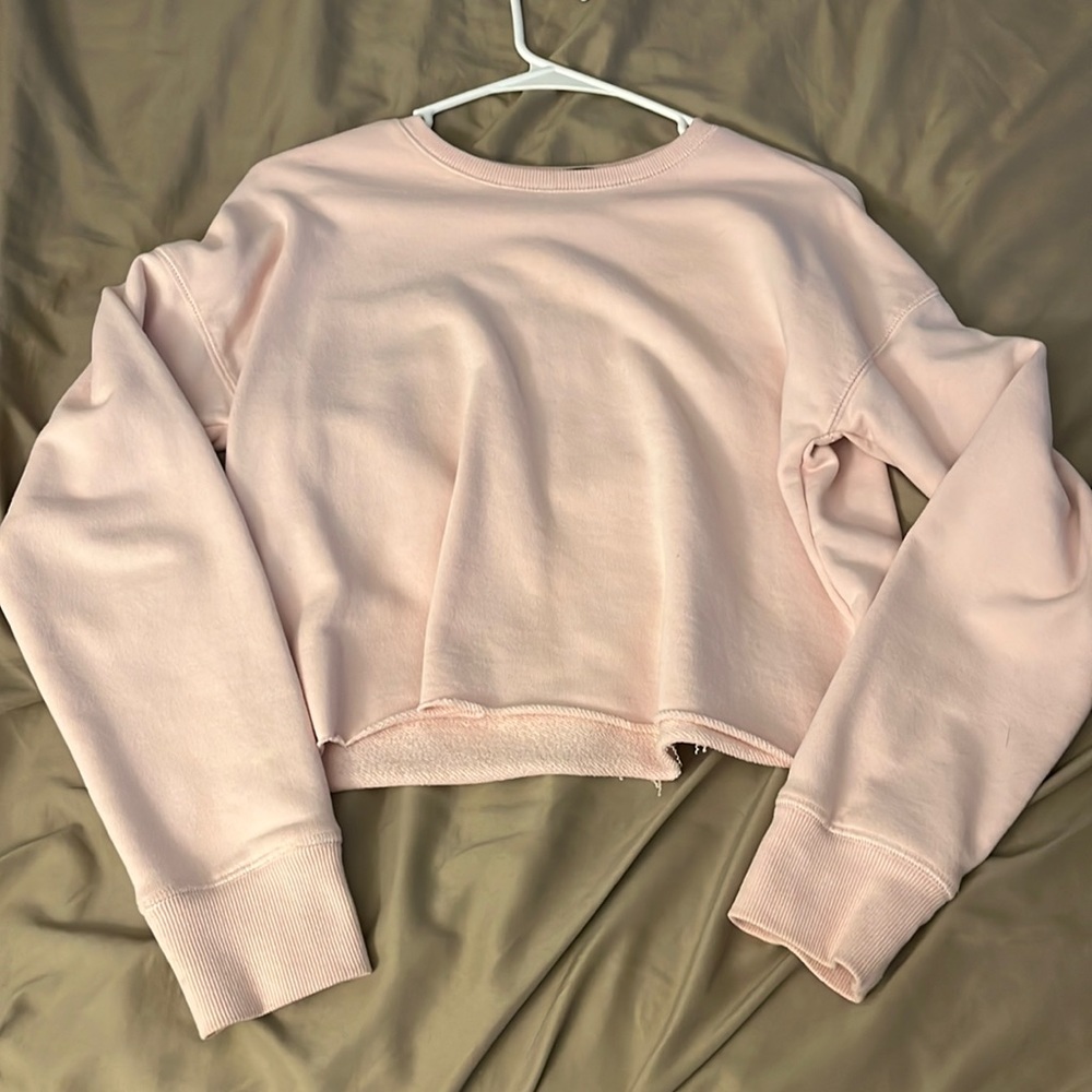 Light pink cropped sweater